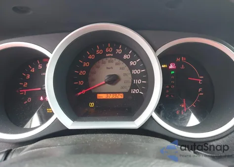 2009 Toyota Tacoma Prerunner V6 z USA, uszkodzony, nr VIN 5TETU62N89Z657252